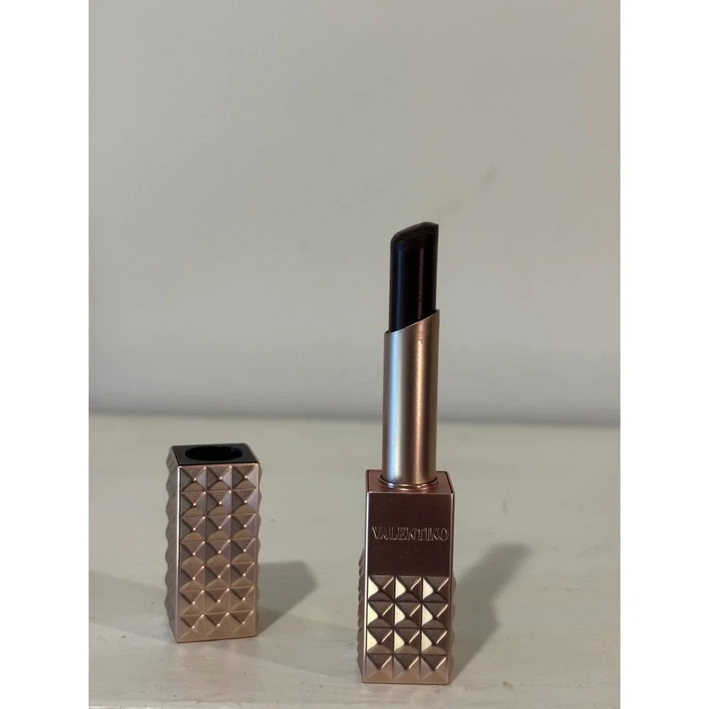 Valentino Spike Valentino Lip Balm 199A Rose Gold Studded‎ Matte 1.9g Excellent